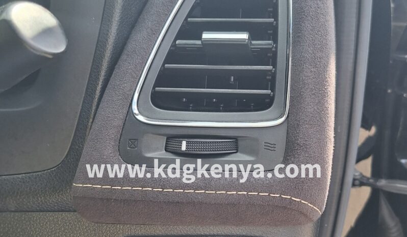 
HONDA – VEZEL (RS HYBRID HONDA SENSING) full									