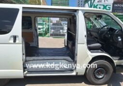 TOYOTA – HIACE (DX / 4WD) full