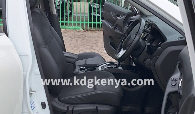 
								NISSAN – X TRAIL (20Xi / 4WD) full									