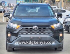 TOYOTA – RAV4 ( X 4WD)