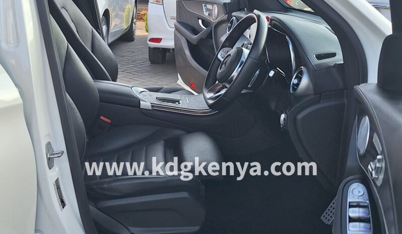 
MERCEDES –  BENZ GLC CLASS (GLC / 4MATIC / AWD) full									