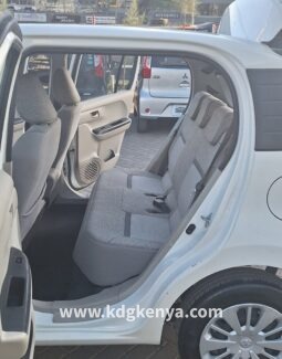 
TOYOTA – PASSO (X S) full									