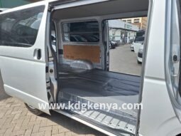 
										TOYOTA – REGIUS ACE (DX) full									