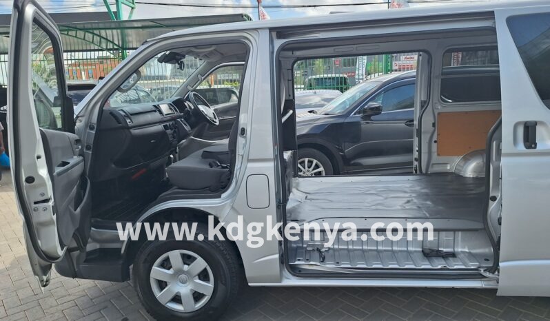 
								TOYOTA – REGIUS ACE (DX) full									