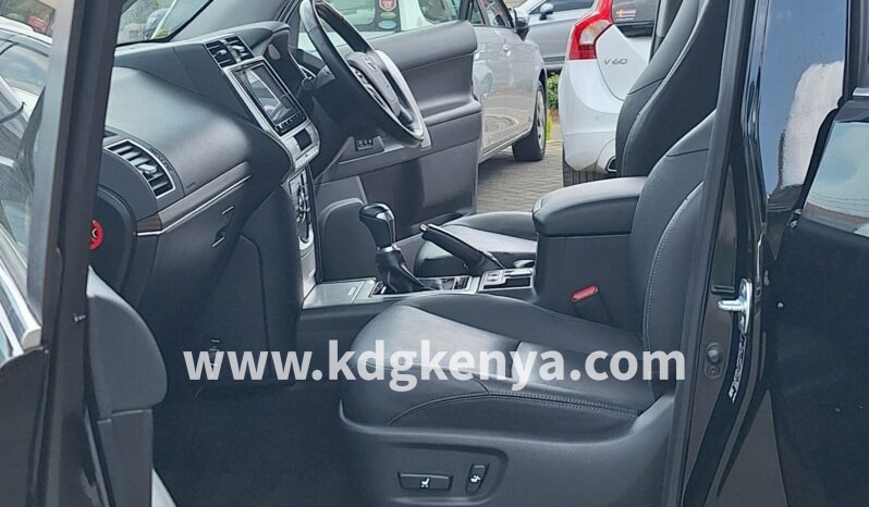 
TOYOTA – LAND CRUISER PRADO (TZ.G / 8 SEATER / 4WD) full									