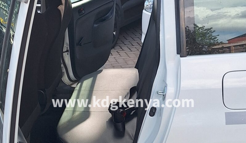 
TOYOTA – PROBOX VAN (DX COMFORT) full									