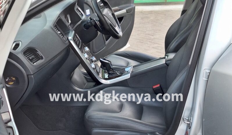 
VOLVO – S60 (S60 / D4 CLASSIC) full									