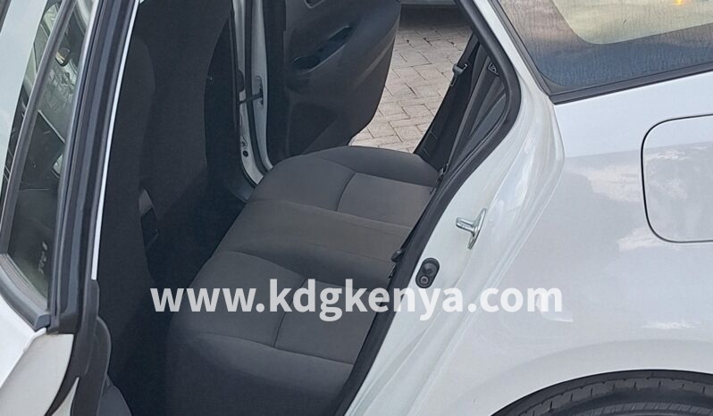 
								TOYOTA – COROLLA (TOURING) full									