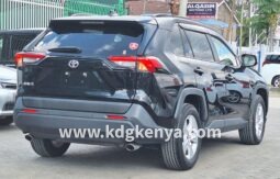 TOYOTA – RAV4 ( X 4WD) full