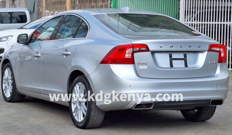 
VOLVO – S60 (S60 / D4 CLASSIC) full									