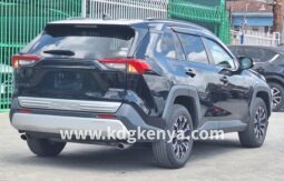 TOYOTA – RAV4 (ADVENTURE / 4WD) full