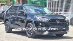 TOYOTA – RAV4 (ADVENTURE / 4WD)