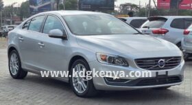 VOLVO – S60 (S60 / D4 CLASSIC)