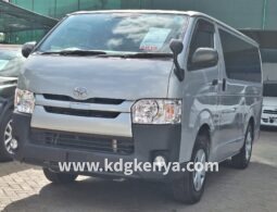 TOYOTA – REGIUS ACE (DX)