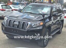 TOYOTA – LAND CRUISER PRADO (TZ.G / 8 SEATER / 4WD)
