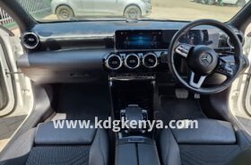 MERCEDES-BENZ – A CLASS – A180 (1.4L / EX-JAPAN / 2WD)