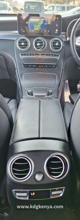 MERCEDES –  BENZ GLC CLASS (GLC / 4MATIC / AWD)