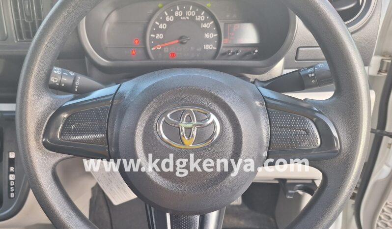 
TOYOTA – PASSO (X S) full									