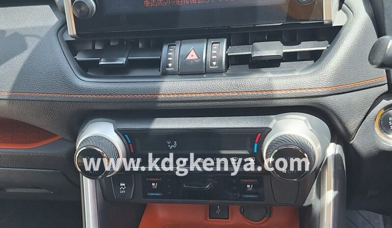 
TOYOTA – RAV4 (ADVENTURE / 4WD) full									