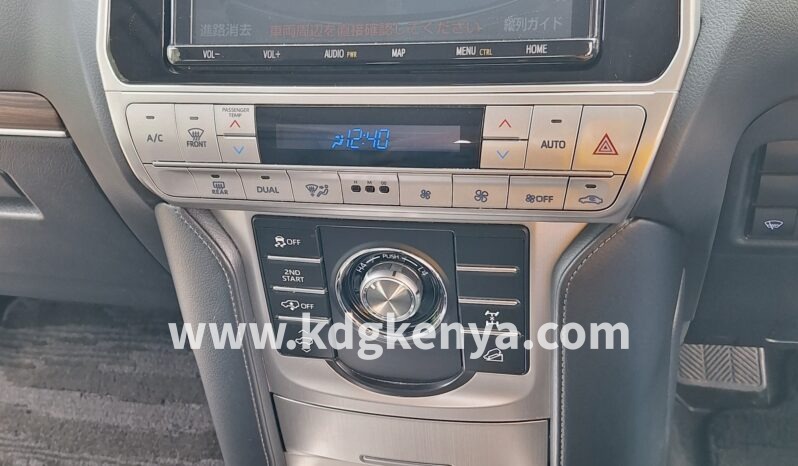 
TOYOTA – LAND CRUISER PRADO (TZ.G / 8 SEATER / 4WD) full									