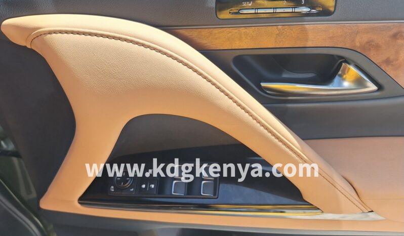 
LEXUS – LX (LX600 / 4WD) full									