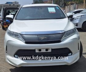 TOYOTA – HARRIER (2.5L HYBRID)