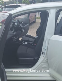 TOYOTA – COROLLA (SPORT) full