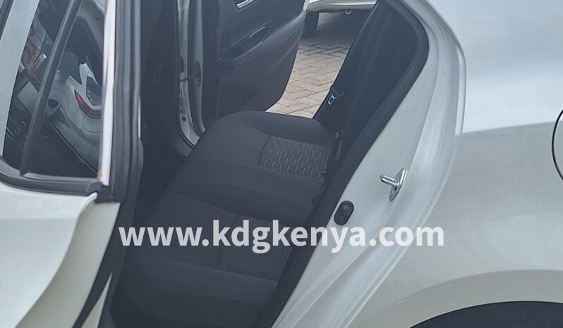 
TOYOTA – COROLLA (SPORT) full									