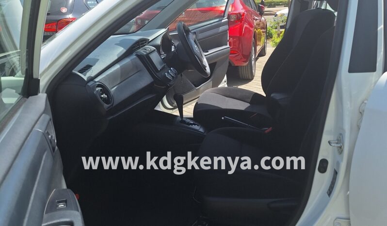 
TOYOTA – COROLLA AXIO (1.5X 4WD) full									