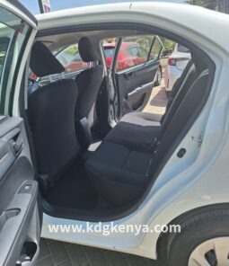 TOYOTA – COROLLA AXIO (1.5X 4WD) full