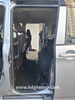 
										TOYOTA – ROOMY (X S) full									