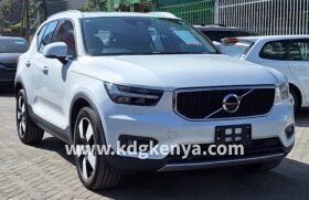 MODEL : VOLVO – XC40 (T4 INSCRIPTION / AWD)