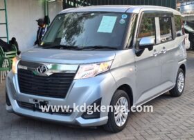 TOYOTA – ROOMY (X S)