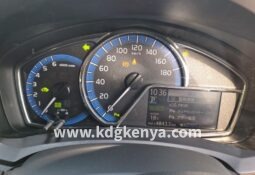 TOYOTA – COROLLA FIELDER (HYBRID)