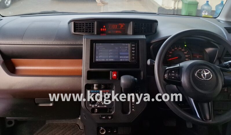 
								TOYOTA – ROOMY (X S) full									