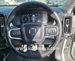 MODEL : VOLVO – XC40 (T4 INSCRIPTION / AWD)