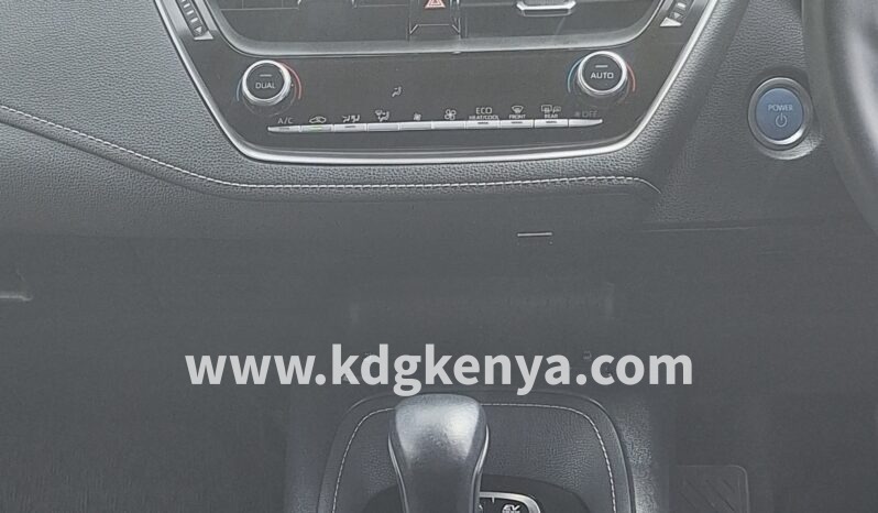 
TOYOTA – COROLLA (SPORT) full									