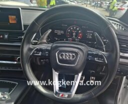 AUDI – SQ5 (V8T) full