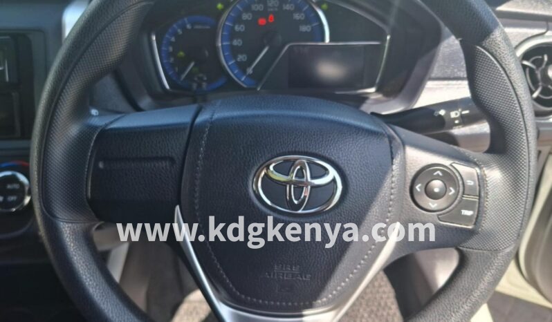 
COROLLA FIELDER(HYBRID / 2WD) full									