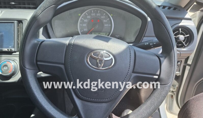 
TOYOTA – COROLLA AXIO (1.5X 4WD) full									