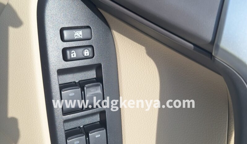 
TOYOTA – LAND CRUISER PRADO (TX / 4WD ) full									