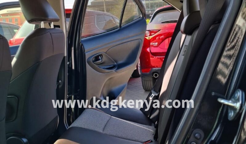 
YARIS CROSS (HYBRID X) full									