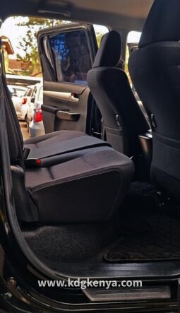 TOYOTA – HILUX (DX 2.4 D) full