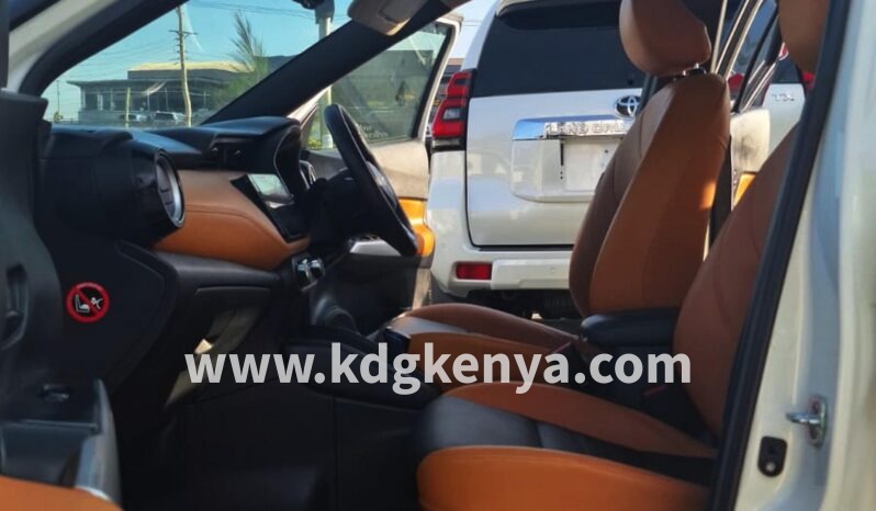 
NISSAN – KICKS ( E POWER X ) full									