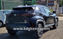 YARIS CROSS (HYBRID X) full