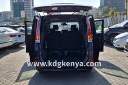 TOYOTA -NOAH ( XGRADE/ 7 SEATER) full