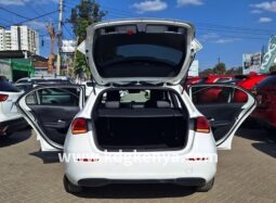 MERCEDES – Benz (A180 Progressive) full