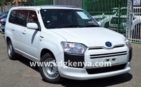 TOYOTA – PROBOX VAN (DX HYBRID)