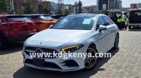 MERCEDES – BENZ ( A180)