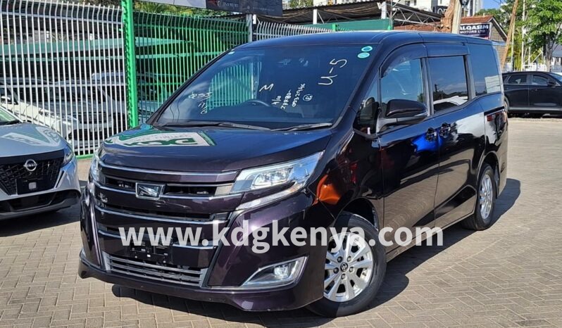 
TOYOTA -NOAH ( XGRADE/ 7 SEATER) full									